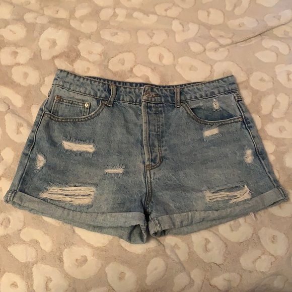 Forever 21 Denim Shorts. Size 28. - Picture 1 of 3